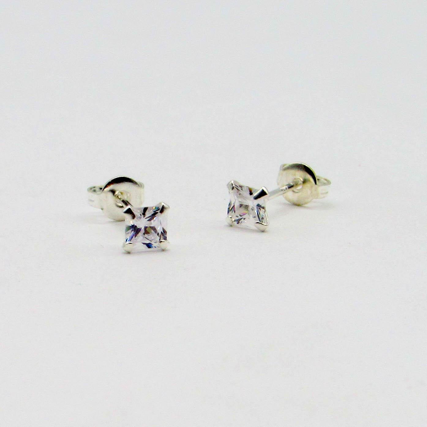 AROS CUBIC 4x4MM GRIFAS /PLATA