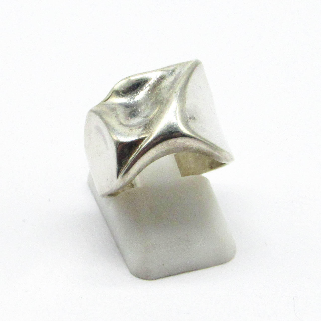 ANILLO IRREGULAR /PLATA 